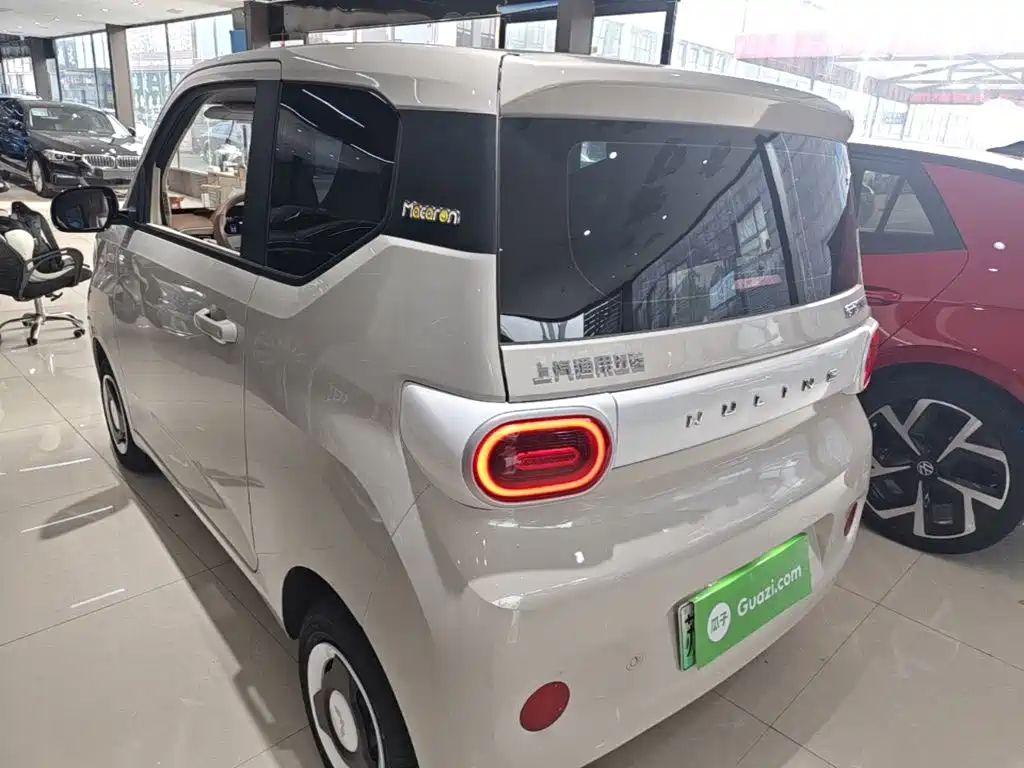 Wuling MINIEV — миниатюра 5