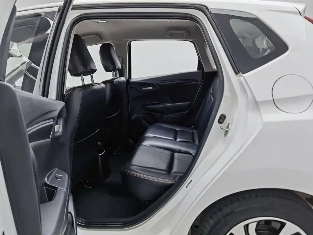 Honda Fit — миниатюра 15