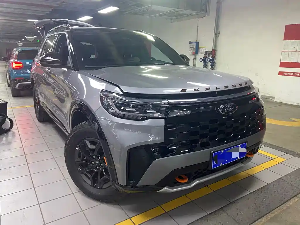 Ford Explorer — миниатюра 3