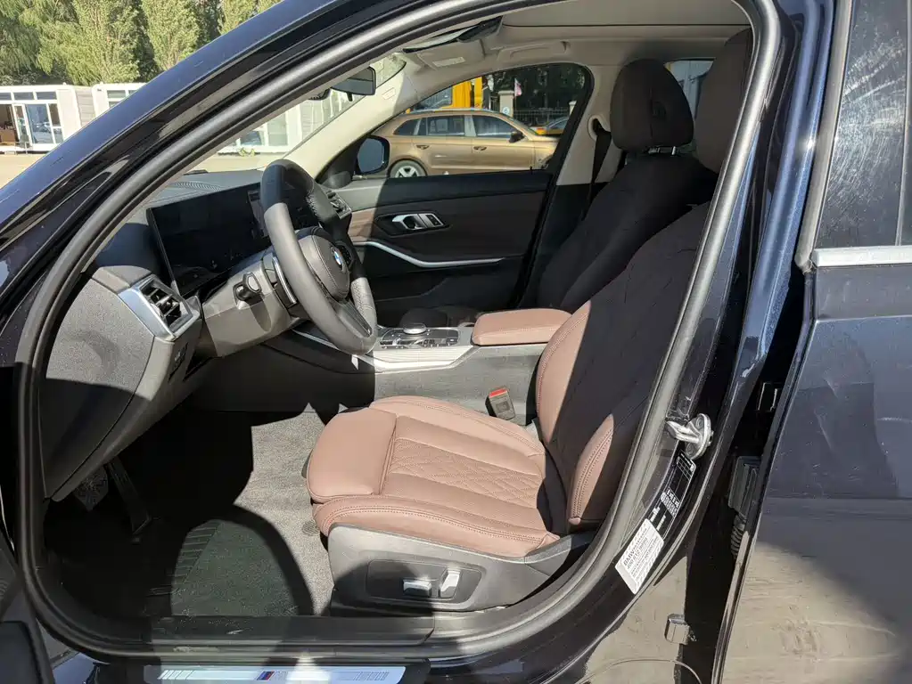 BMW 3 Series — миниатюра 15