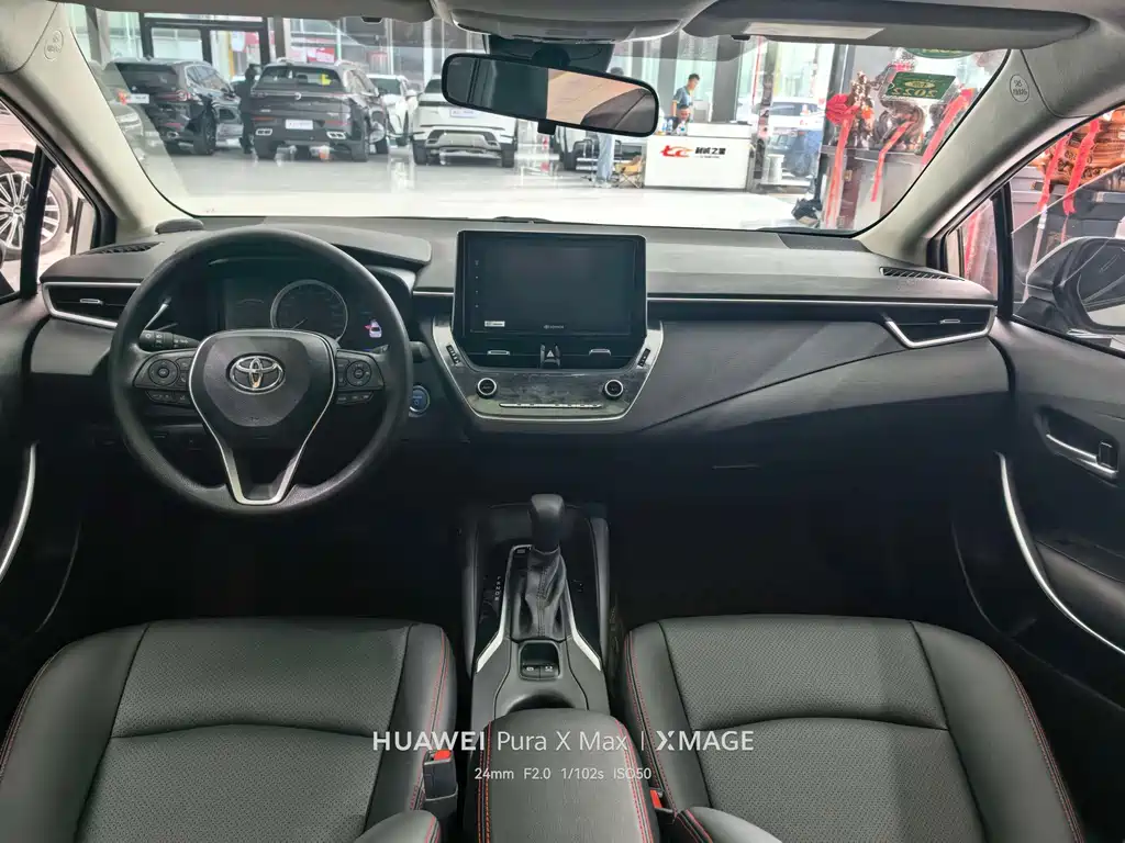 Toyota Corolla — миниатюра 6