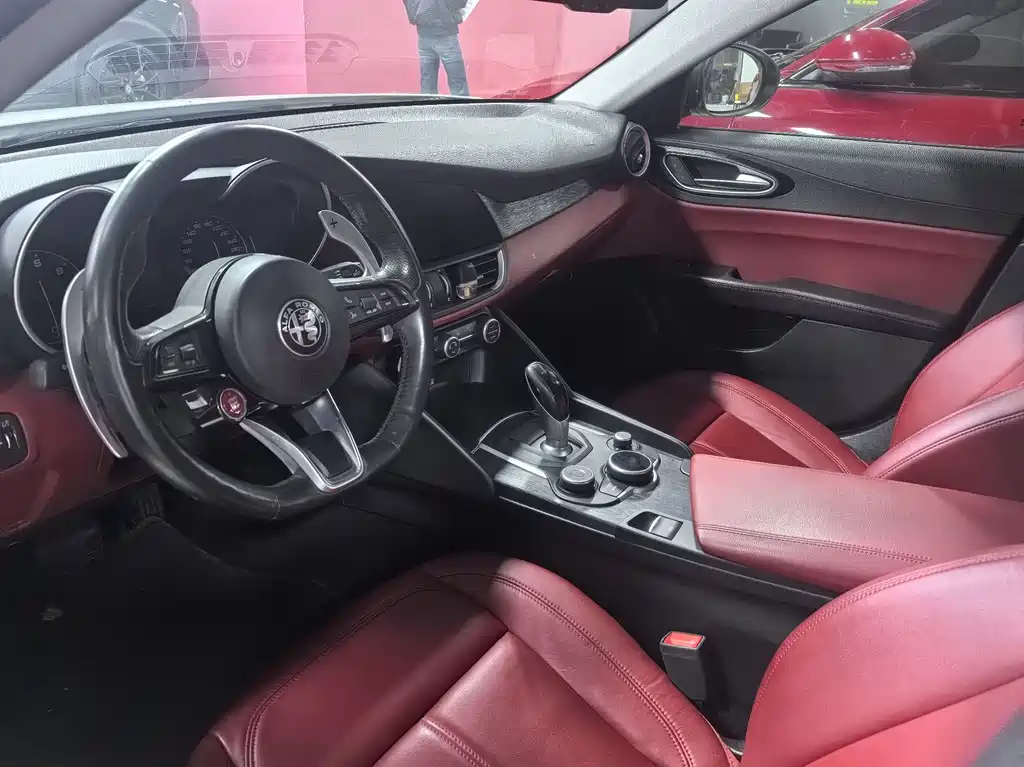 ALFA ROMEO GIULIA