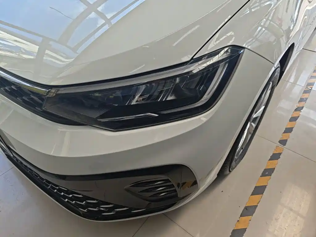 Volkswagen Lavida — миниатюра 24