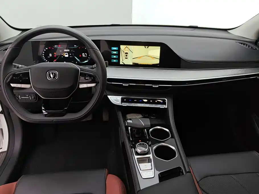 Changan Eado — миниатюра 12