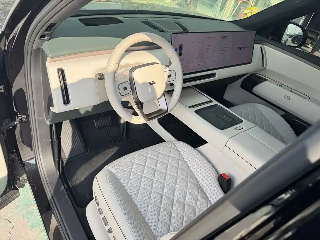 Li Auto Li L8 — миниатюра 6