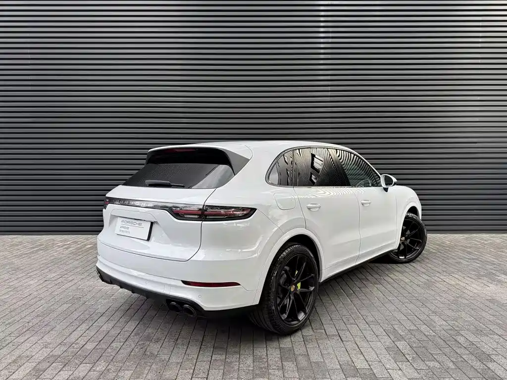 Porsche Cayenne Hybrid — миниатюра 3