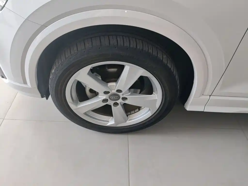 Audi Q2L — миниатюра 23