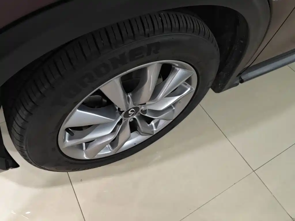 Infiniti QX50 — миниатюра 23
