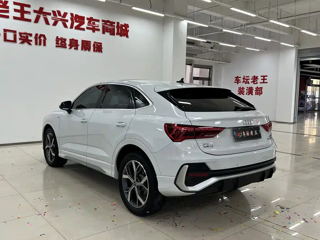 Audi Q3 Sportback — миниатюра 13