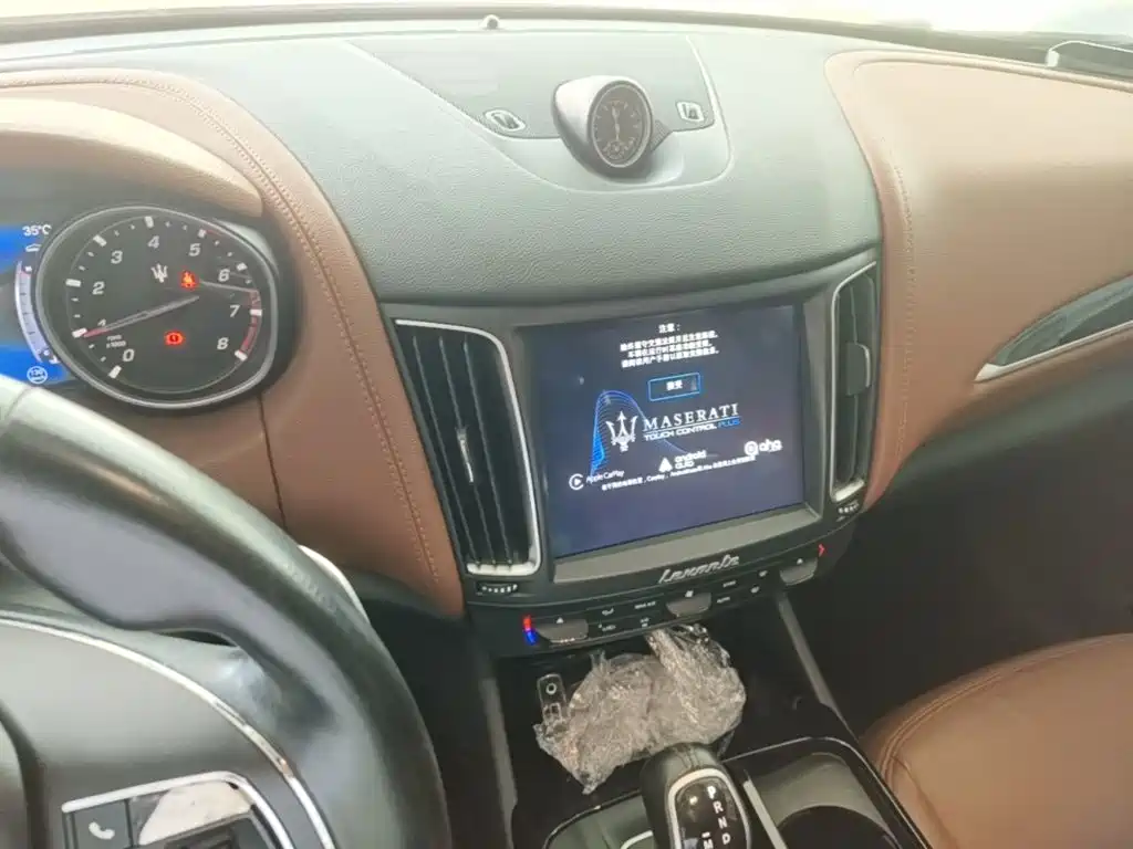 Maserati Levante — миниатюра 13