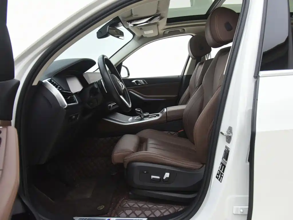 BMW X5 (Import) — миниатюра 6