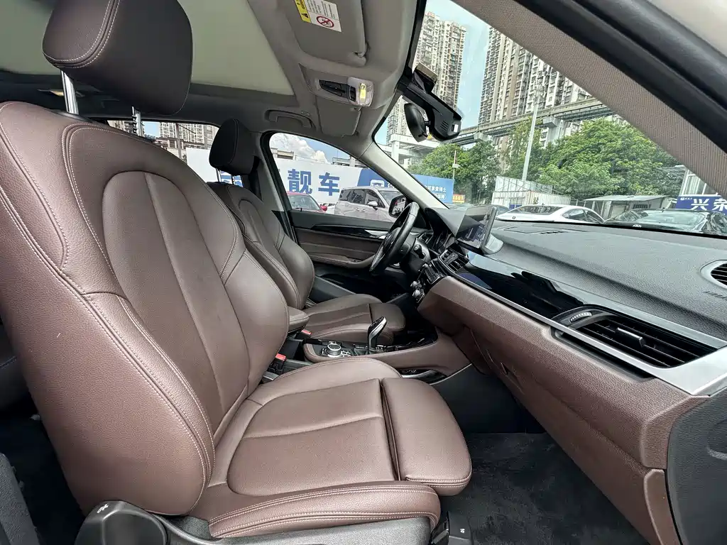 BMW X1 — миниатюра 10