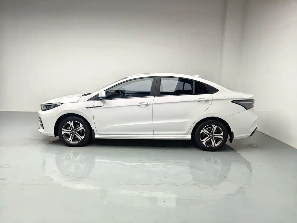 Chery Arrizo 5 PLUS - фото 8