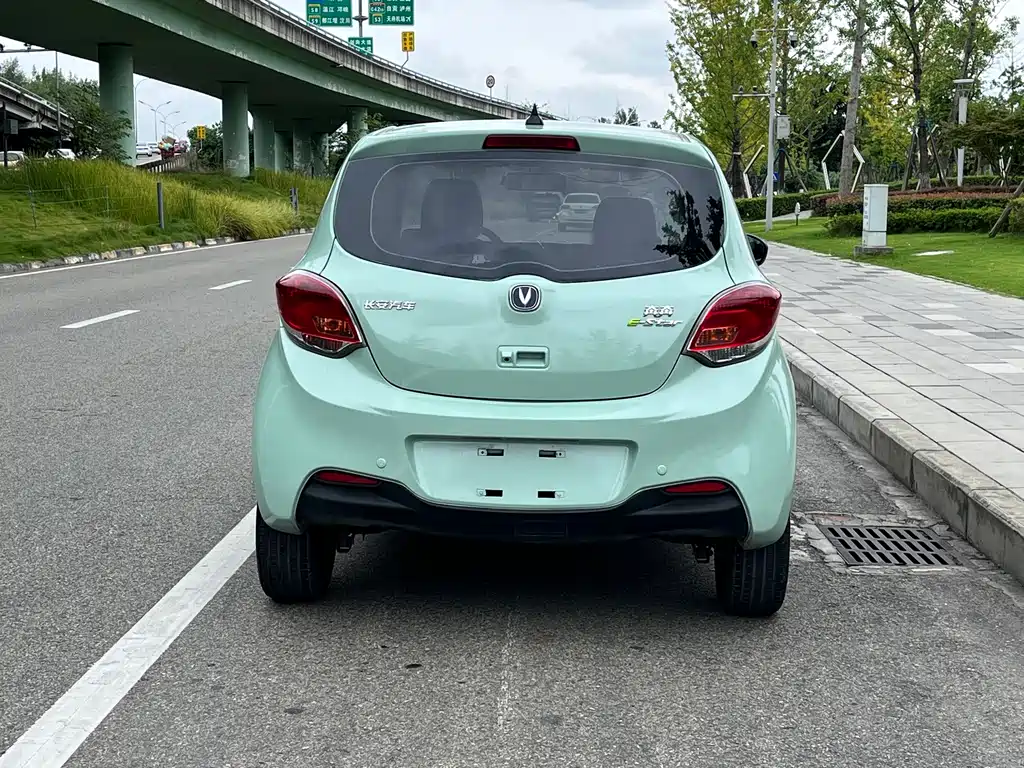 Changan Benben E-Star — миниатюра 15