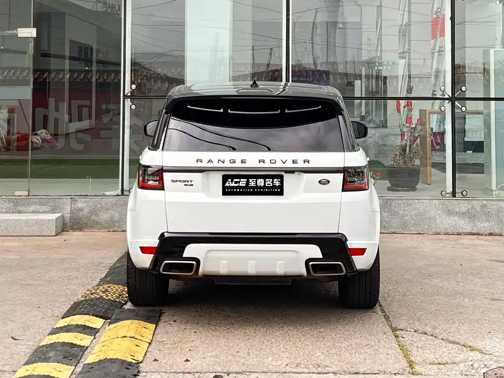 Land Rover Sport — миниатюра 5