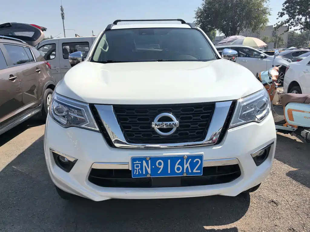 Nissan Terra — миниатюра 3