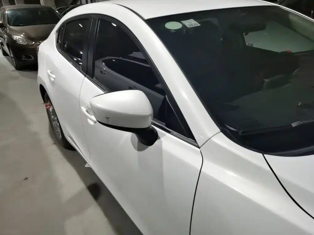 Mazda 3 Axela — миниатюра 8