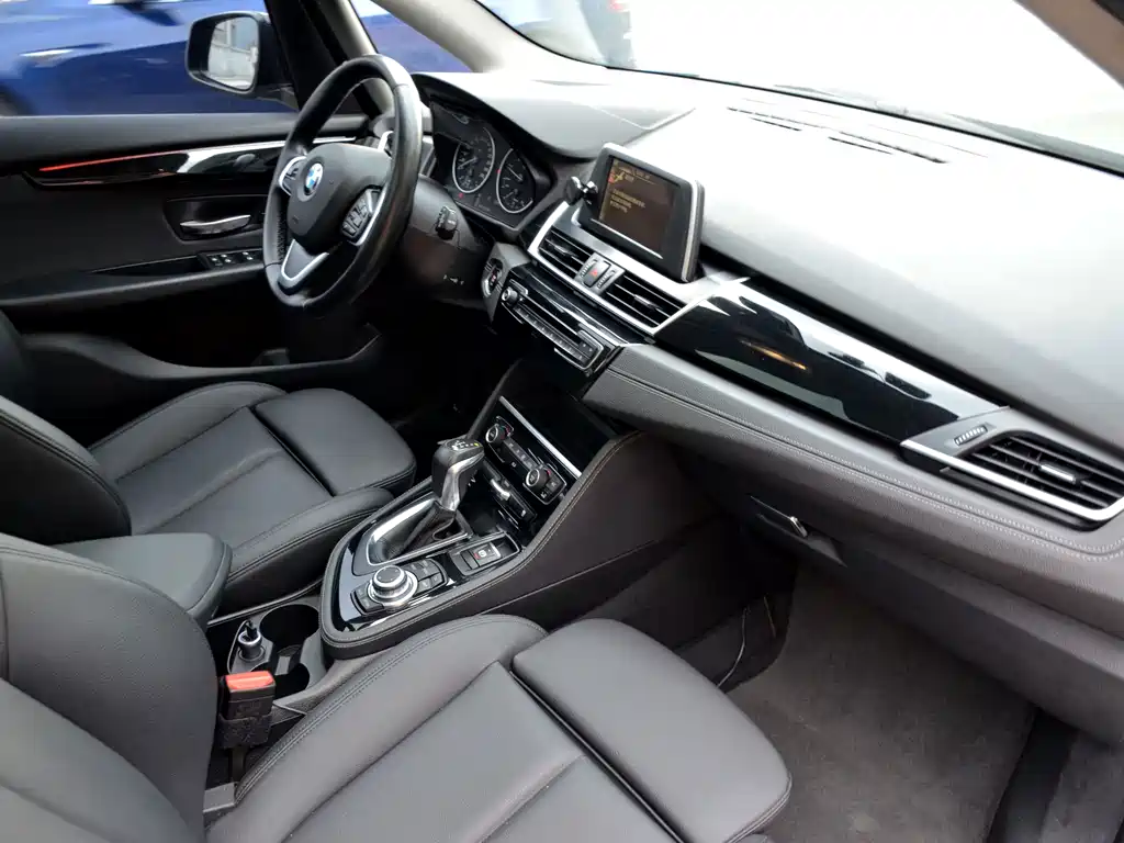 BMW 2 Series Active Tourer (Import) — миниатюра 15