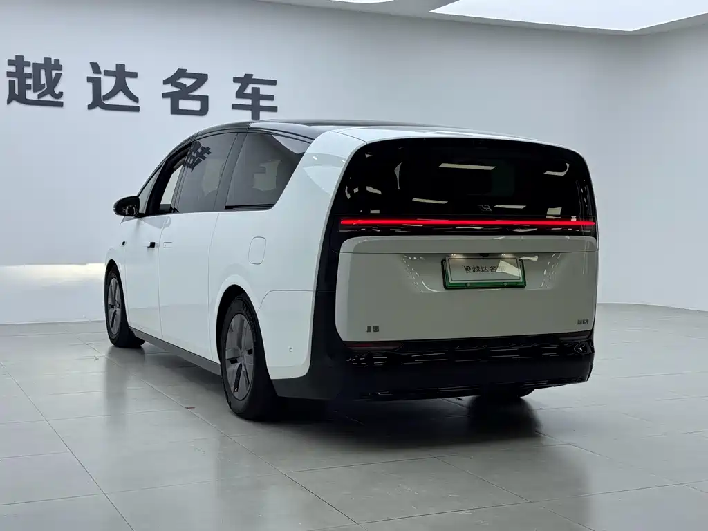 Li Auto Li MEGA — миниатюра 20
