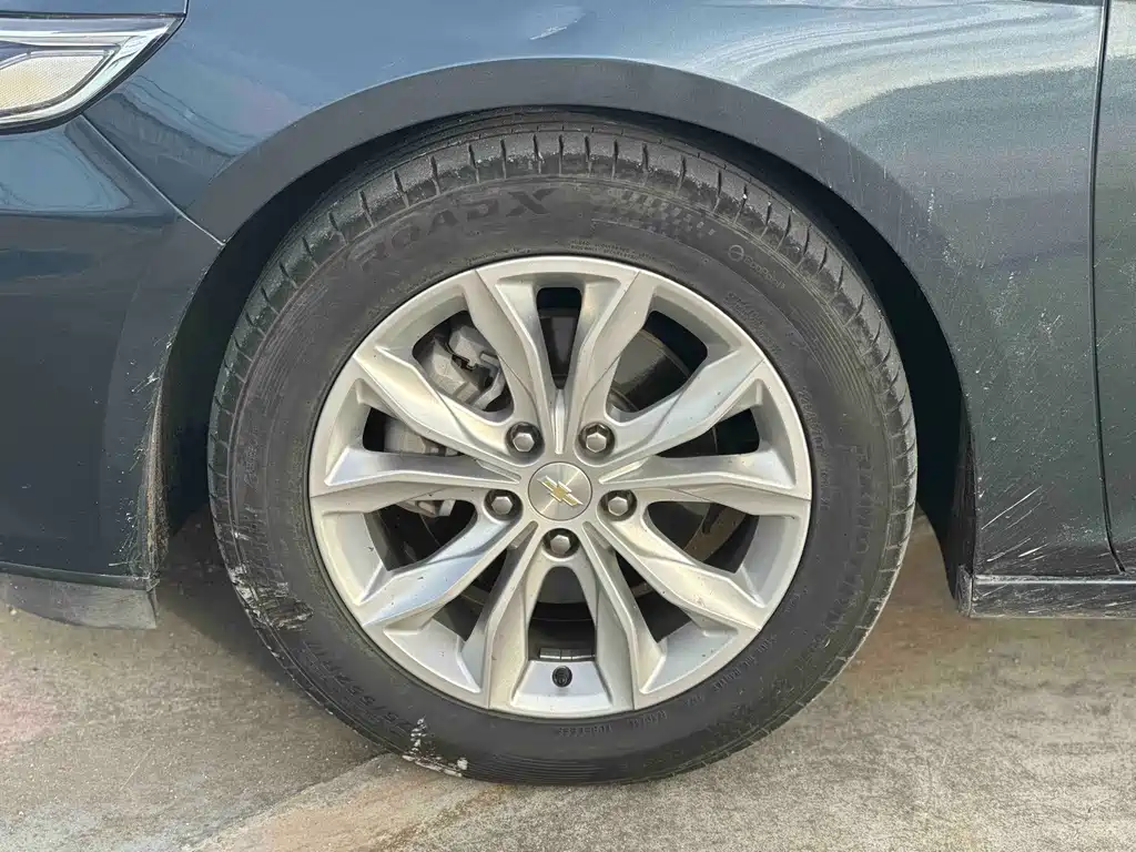 Chevrolet Malibu XL — миниатюра 11