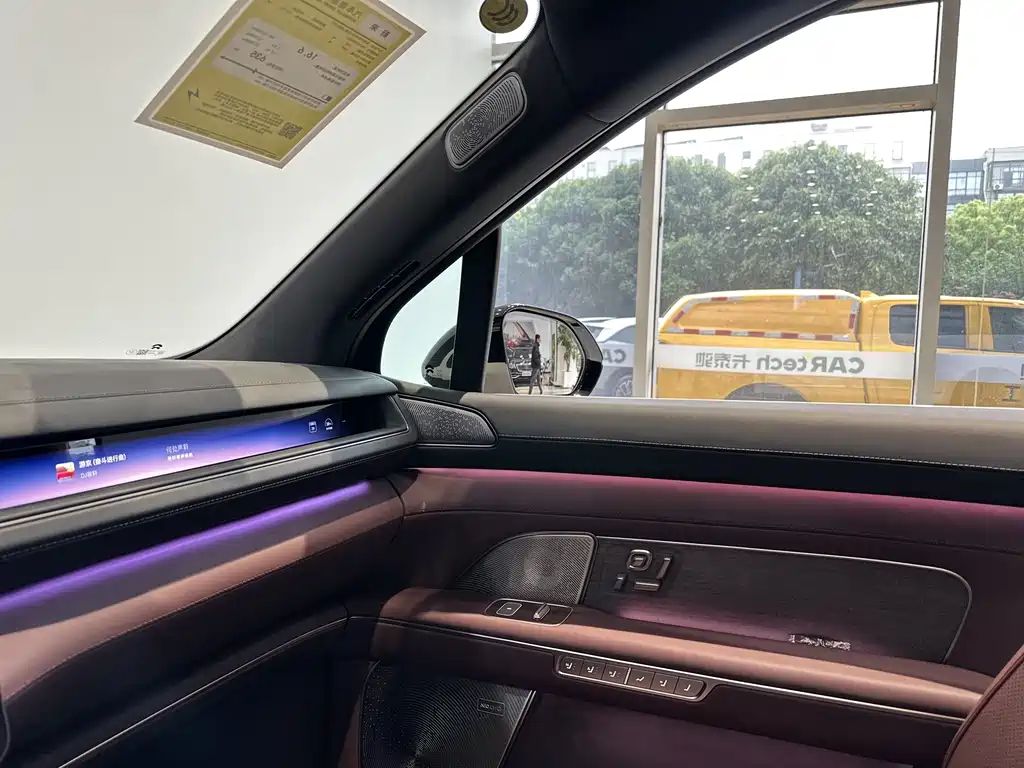 NIO ES8 2026 мест Executive Luxury