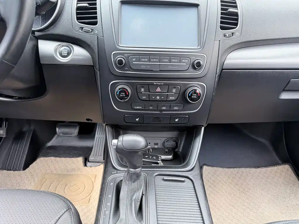 Kia Sorento — миниатюра 4