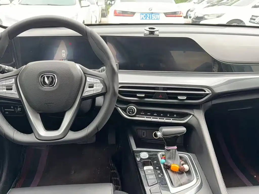 Changan Eado — миниатюра 3