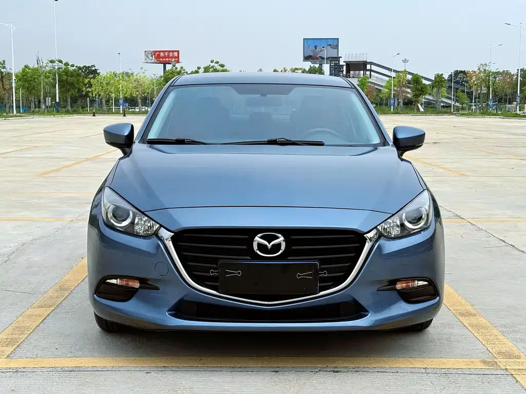 Mazda Mazda3 3 2019 1.5L AT Comfort V