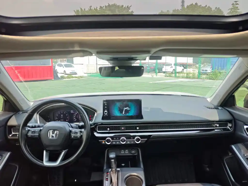 Honda Civic — миниатюра 8