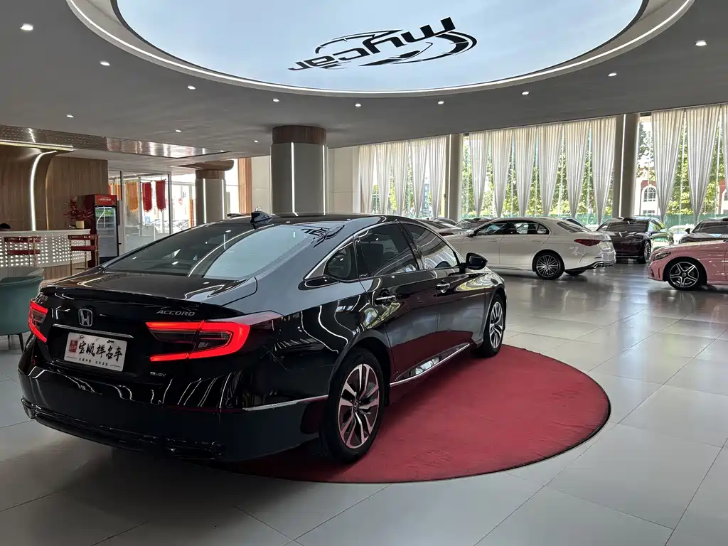 Honda Accord — миниатюра 5