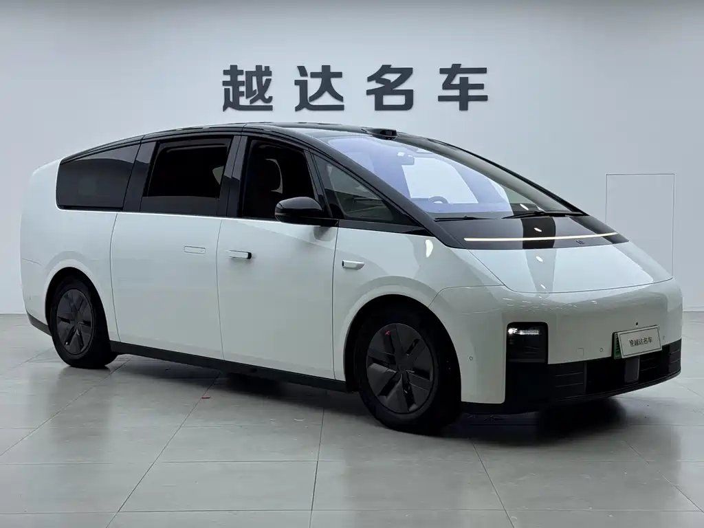 Li Auto Li MEGA — миниатюра 3
