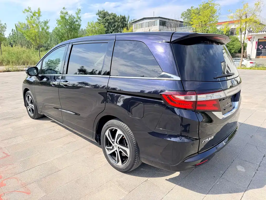 Honda Odyssey — миниатюра 7
