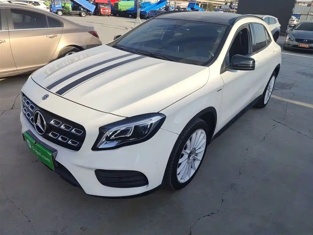 Mercedes-Benz GLA 2018
