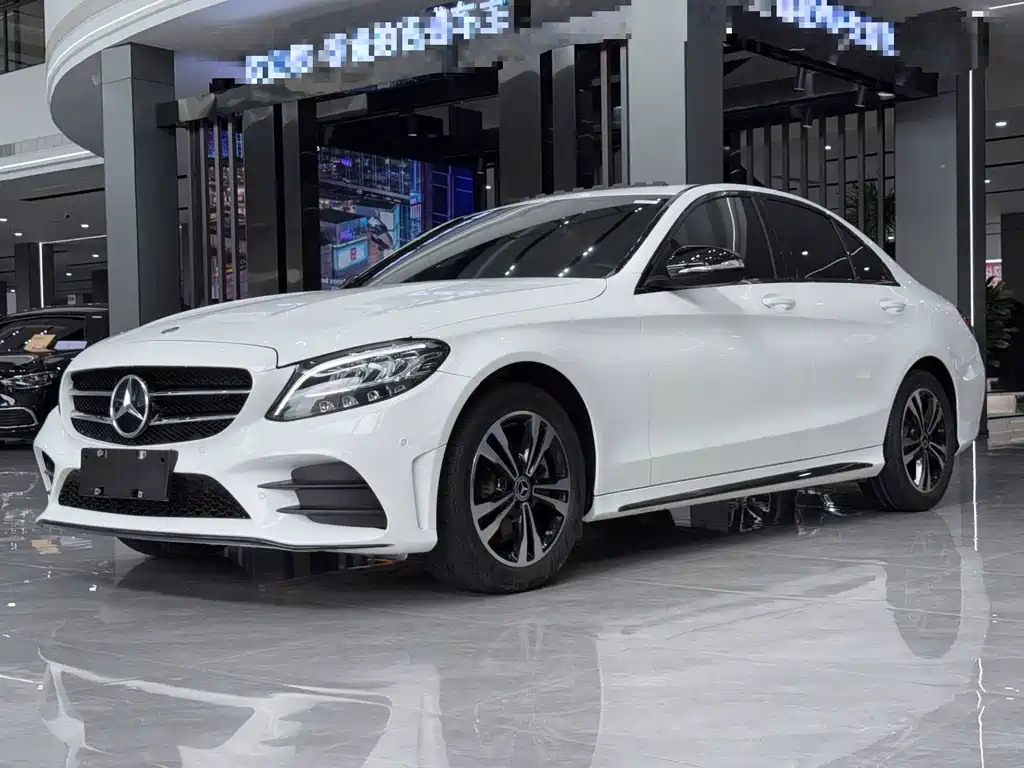 Mercedes-Benz C-Class 2020