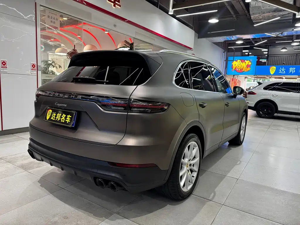 Porsche Cayenne — миниатюра 15