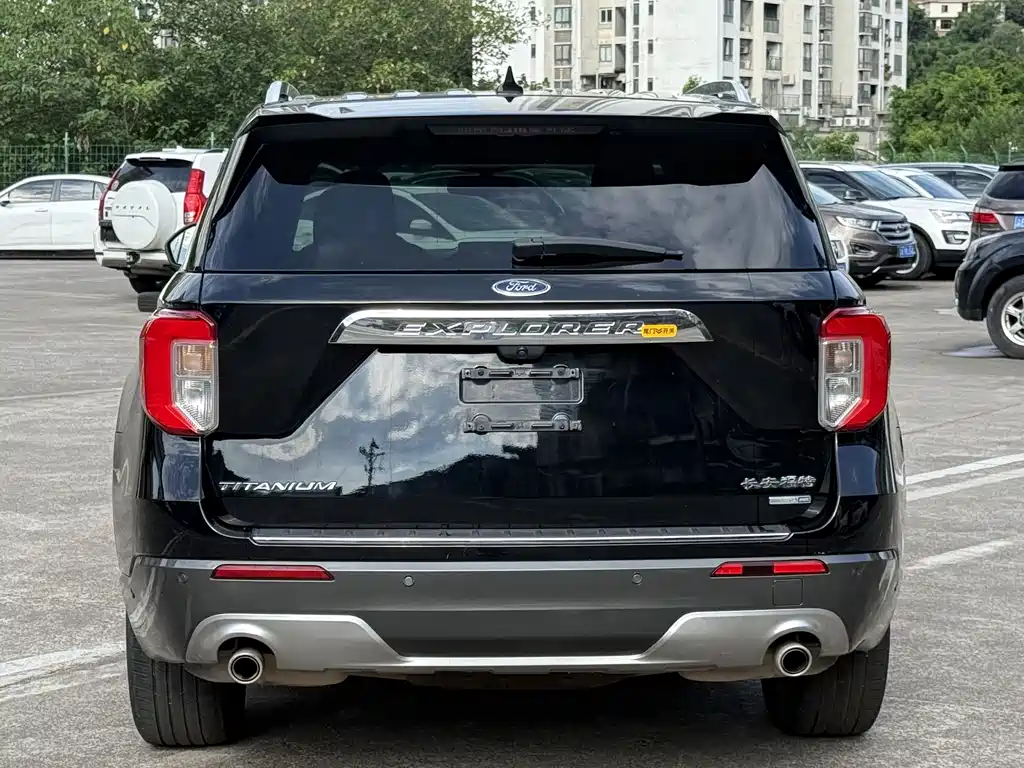 Ford Explorer — миниатюра 5