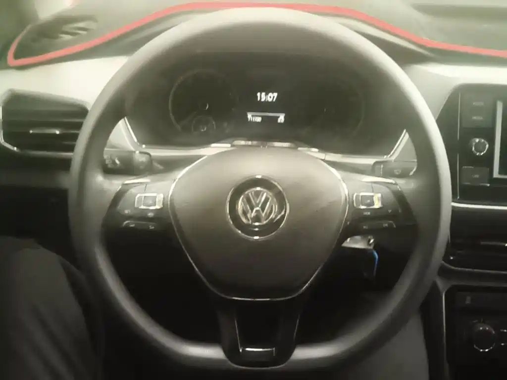 Volkswagen T-Cross — миниатюра 11