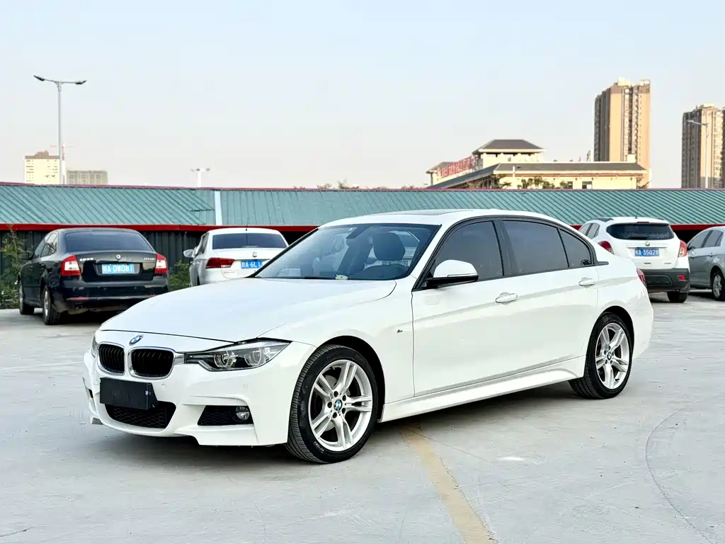 BMW 3 SERIES