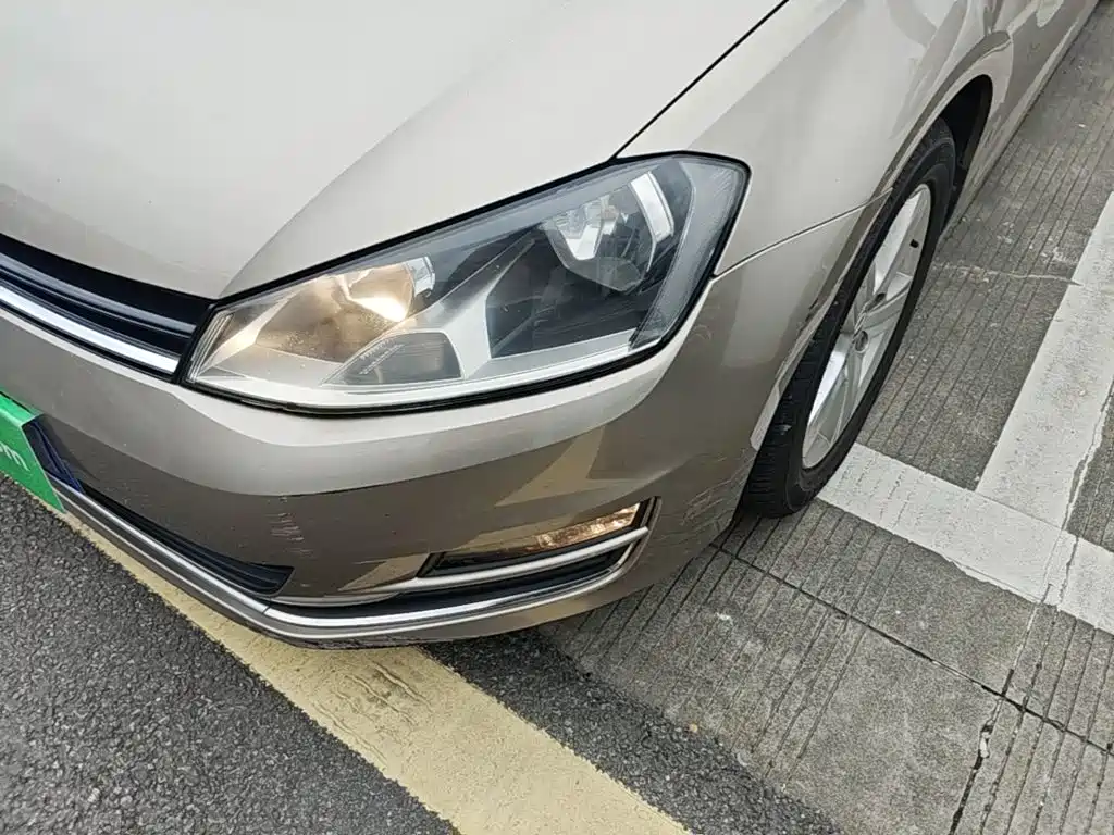 Volkswagen Golf — миниатюра 24