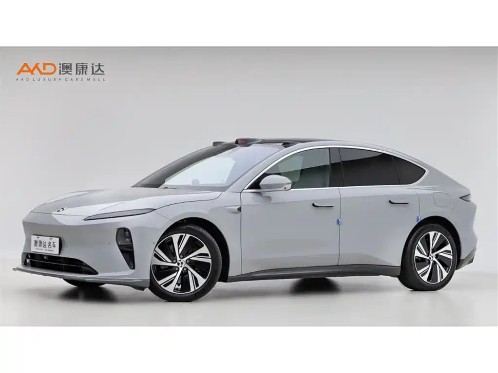 NIO ET5