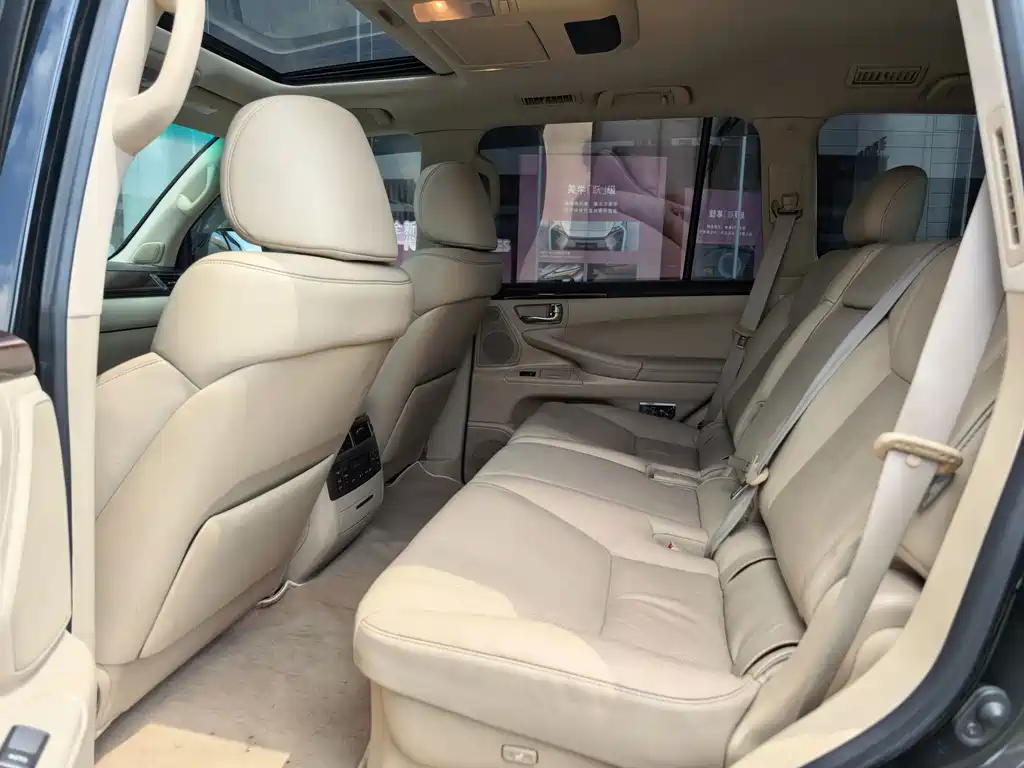 Lexus LX — миниатюра 6