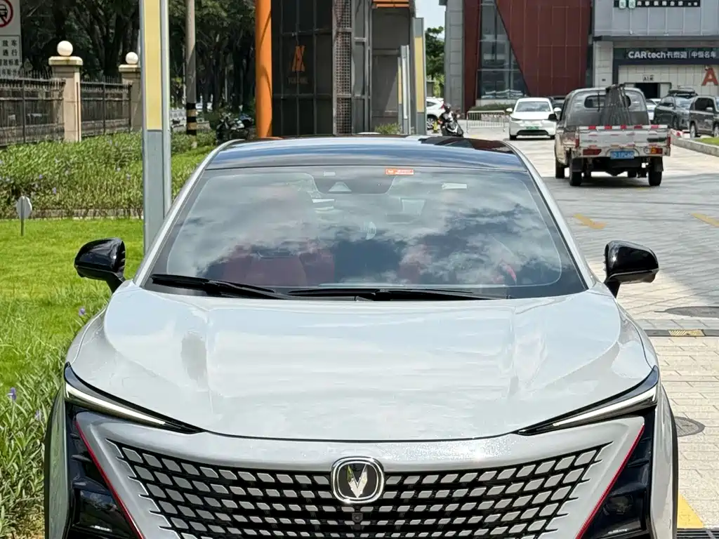Changan UNI-T — миниатюра 2