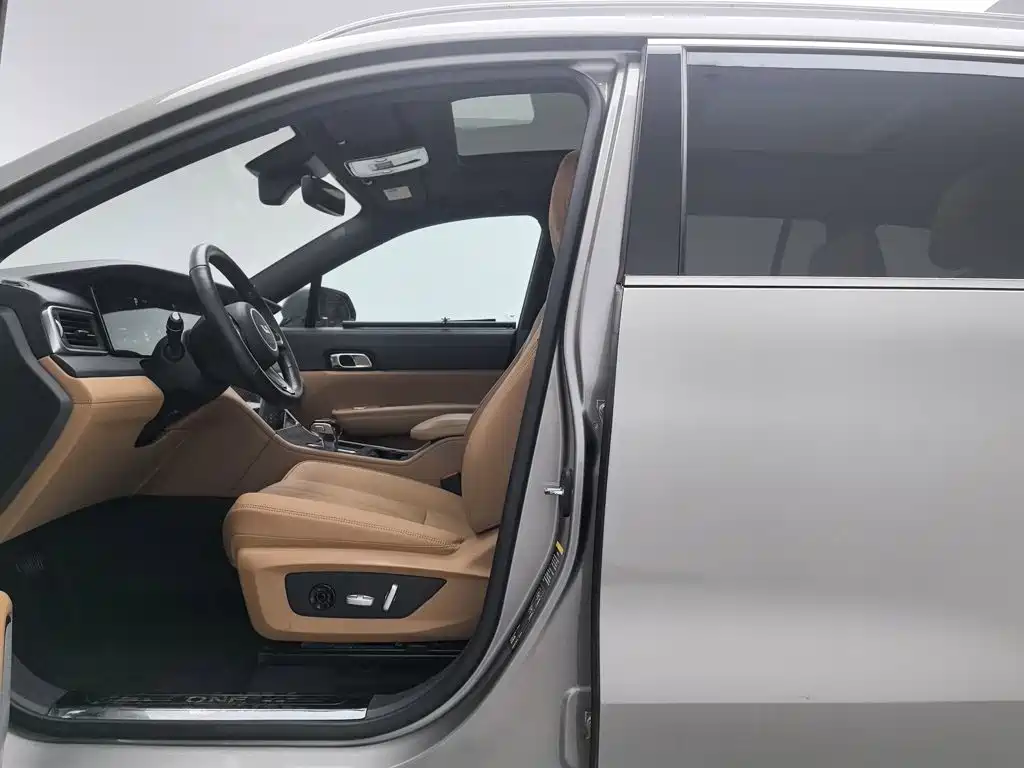 Li Auto Li ONE — миниатюра 10