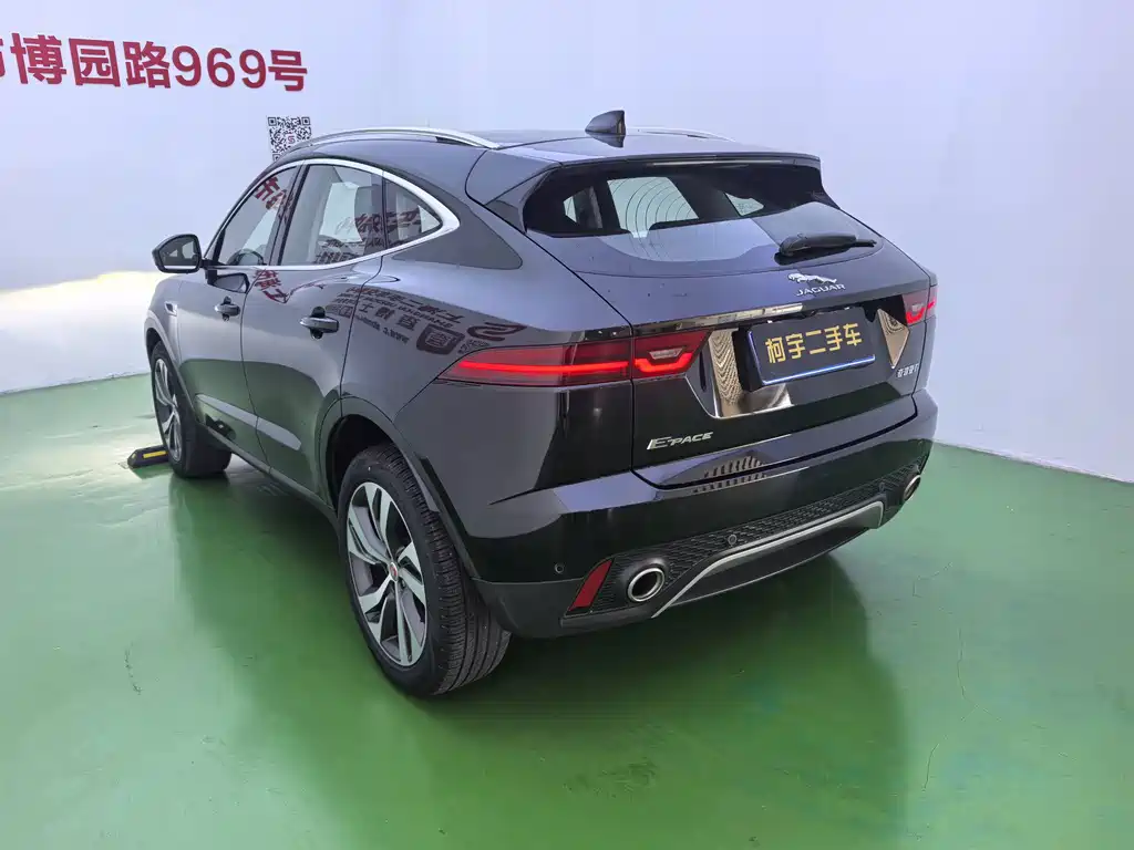 Jaguar E-PACE — миниатюра 6