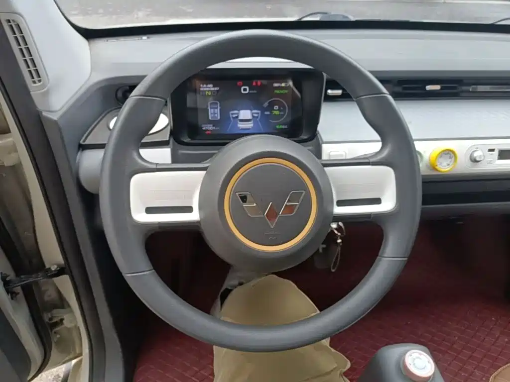Wuling MINIEV — миниатюра 11