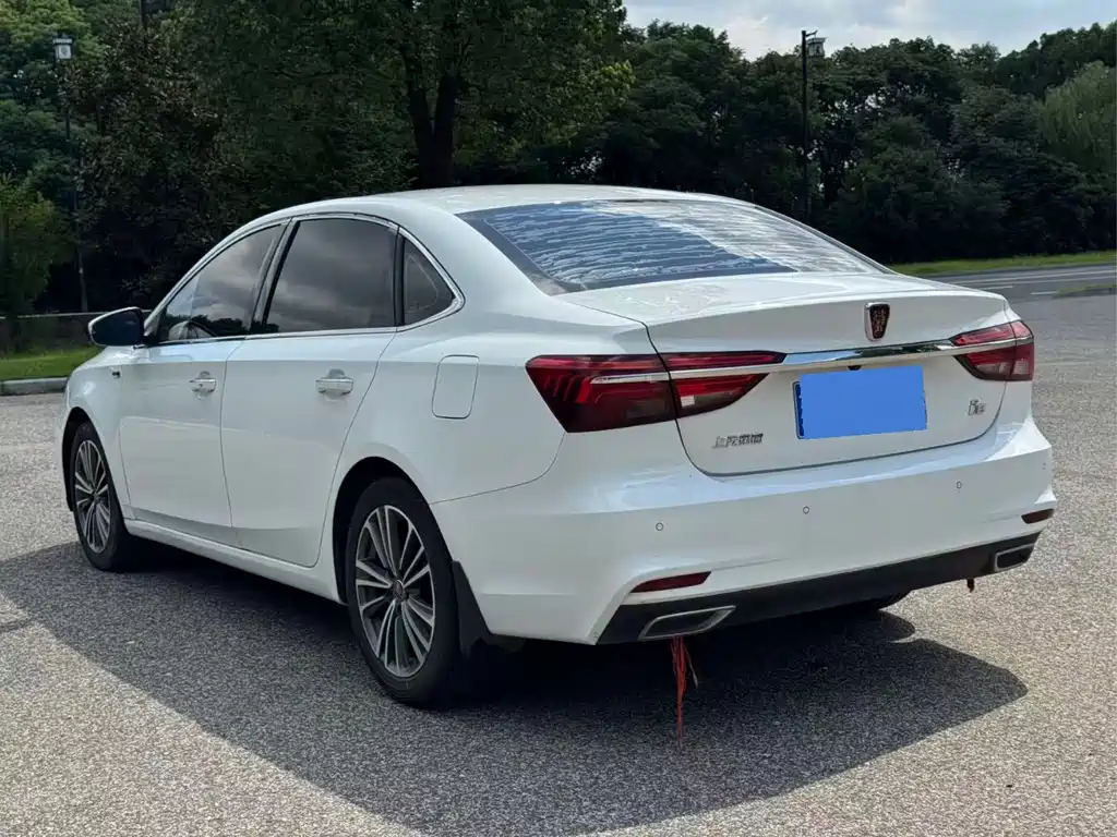 Roewe Roewe i6 Classic — миниатюра 5