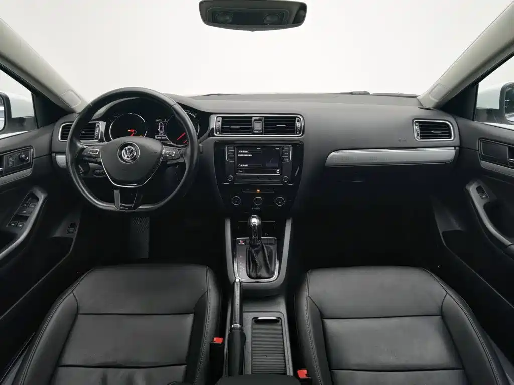 Volkswagen Sagitar — миниатюра 5