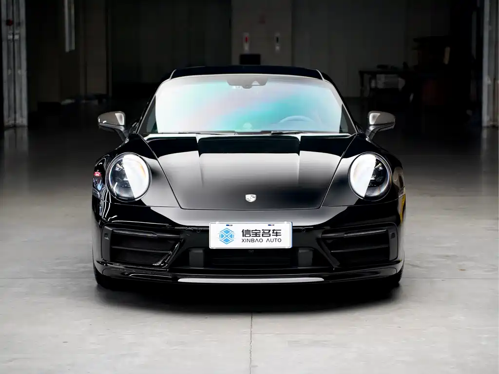 Porsche 911 2023 Carrera 3.0T