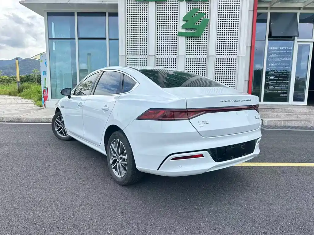 BYD Qin PLUS — миниатюра 3