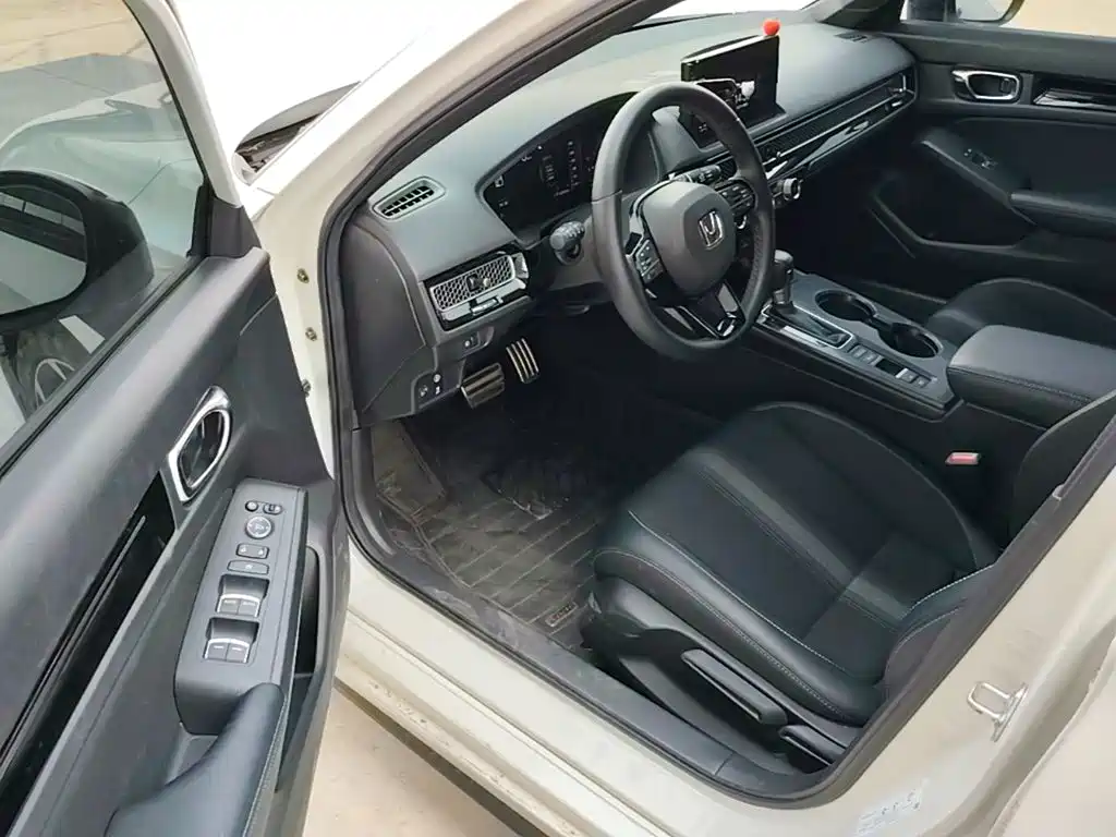 Honda Civic — миниатюра 16
